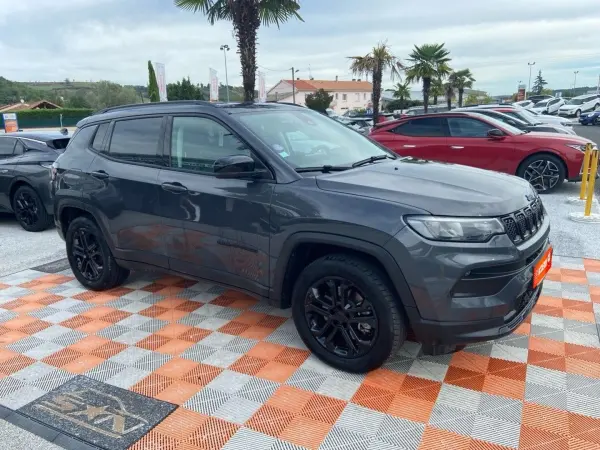 Jeep COMPASS 1.5 TURBO T4 130 e-HYBRID BVR7 NIGHT EAGLE PACK BUSINESS GPS Caméra - Photo 3