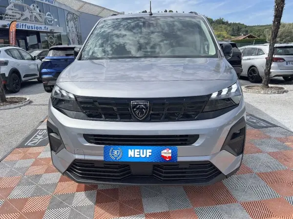 Peugeot RIFTER BlueHDi 130 EAT8 ALLURE PACK STYLE GPS ADML Chargeur Caméra JA 16" N-1 - Photo 2