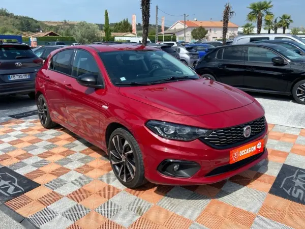 Fiat TIPO 1.6 MULTIJET 120 DUALOGIC LOUNGE - Photo 3